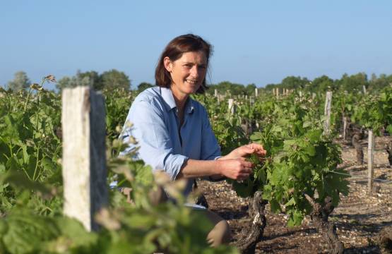Cecile Reich-Courrian in de wijngaard